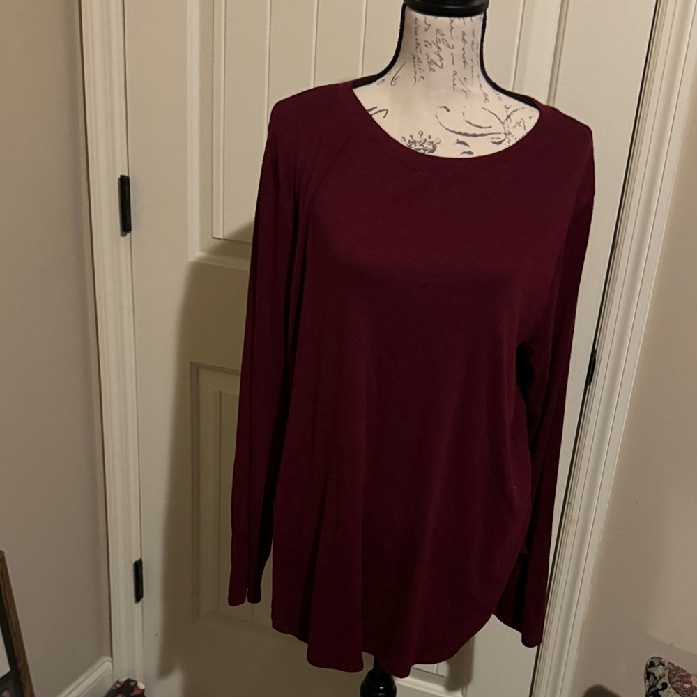 Chic Maroon Long Sleeve Women's Top